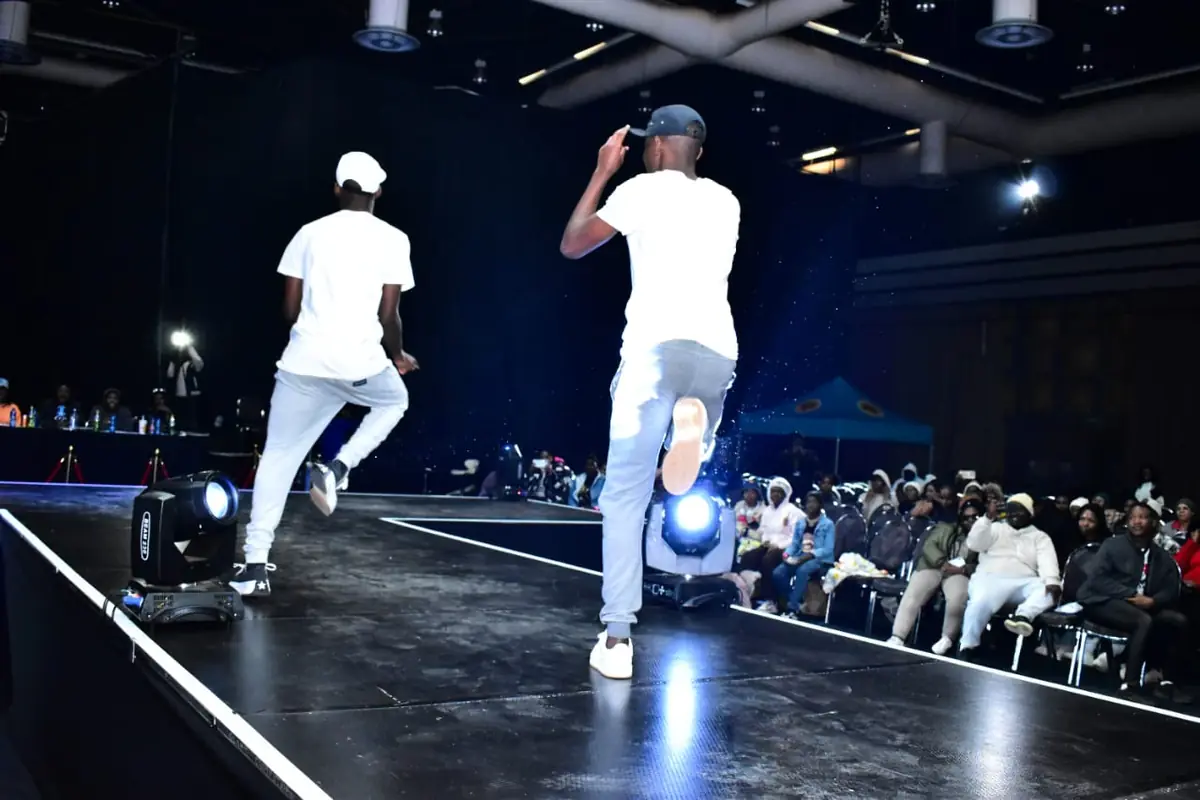 Happy Feet performing on the finals stage